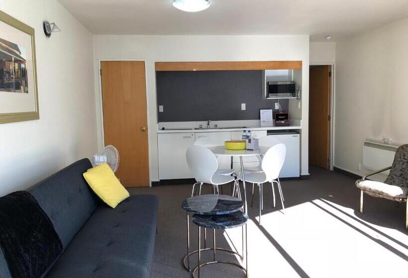 آپارتمان 1 خوابه با چشم‌انداز, Amity Serviced Apartments
