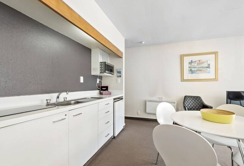 آپارتمان خانوادگی 2 خوابه, Amity Serviced Apartments