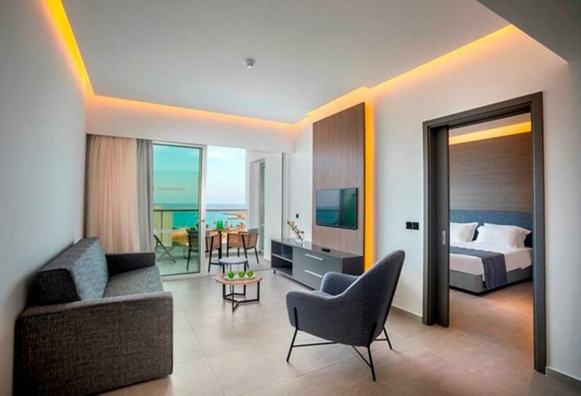 Президентский Люкс, Cavo Maris Beach