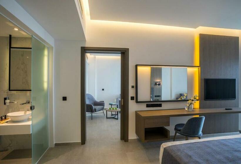 Президентский Люкс, Cavo Maris Beach
