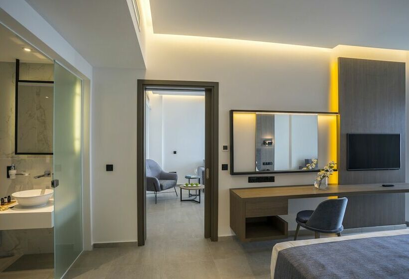 Президентский Люкс, Cavo Maris Beach