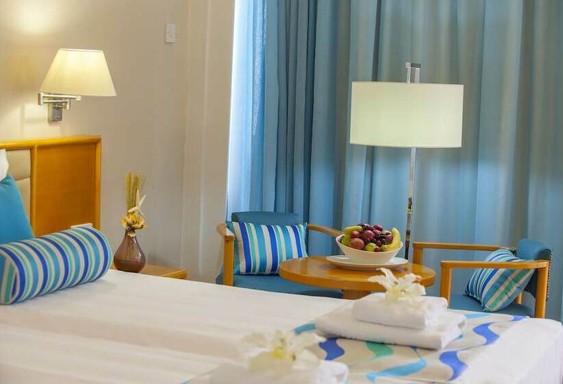 Номер Стандарт Боковой Вид на Море, Cavo Maris Beach