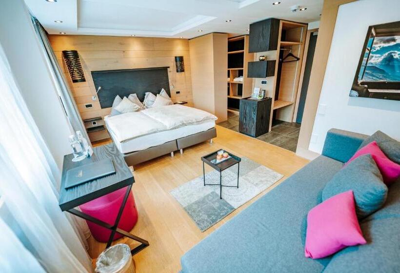 اتاق سوپریور, Eden Wellness