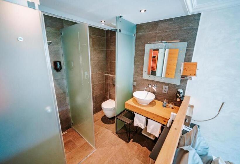 اتاق عادی, Eden Wellness