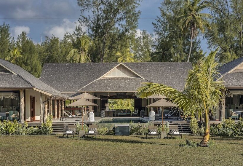 ویلای 3 خوابه, Four Seasons Resort Seychelles At Desroches Island