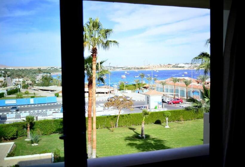 اتاق یک تخته با چشمانداز باغ, Marina Sharm