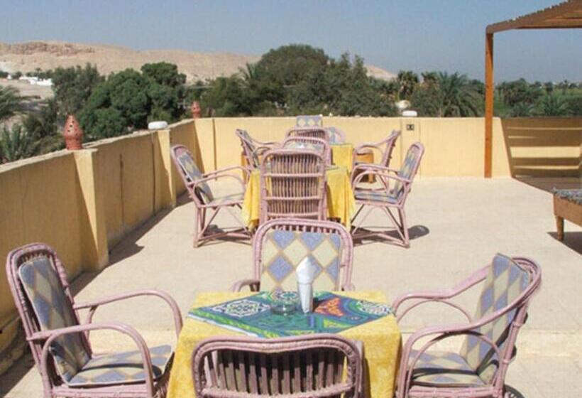 Standardzimmer mit Terrasse, Pharaohs