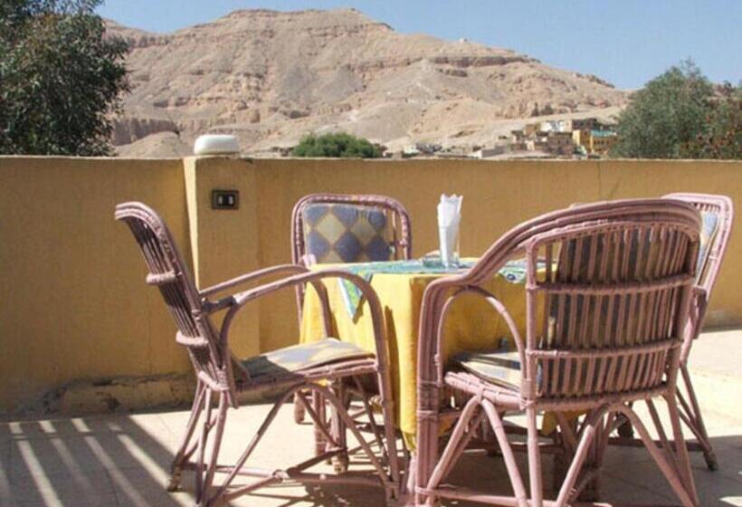 Standardzimmer mit Terrasse, Pharaohs