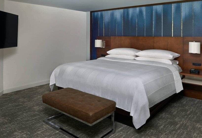 مجموعه ویستا شهر, Toronto Marriott City Centre