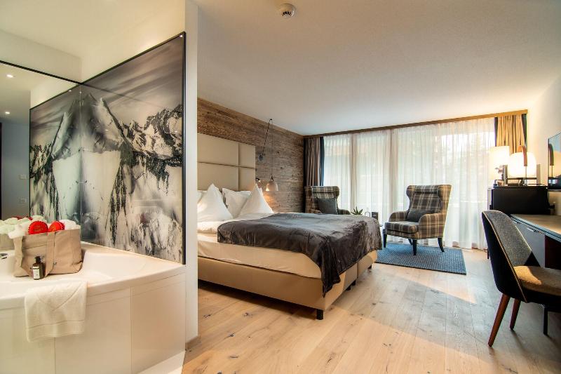 Chambre Supérieure Vue Montagne, Walliserhof Grand Hotel & Spa Relais & Châteaux