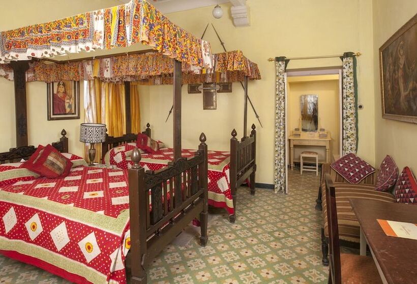 Deluxe Room, Bissau Palace