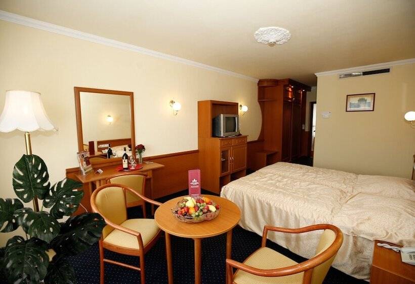 اتاق سوپریور, Korona Wellness, Rendezvény és Borszálloda