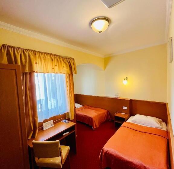 اتاق خانوادگی, Korona Wellness, Rendezvény és Borszálloda