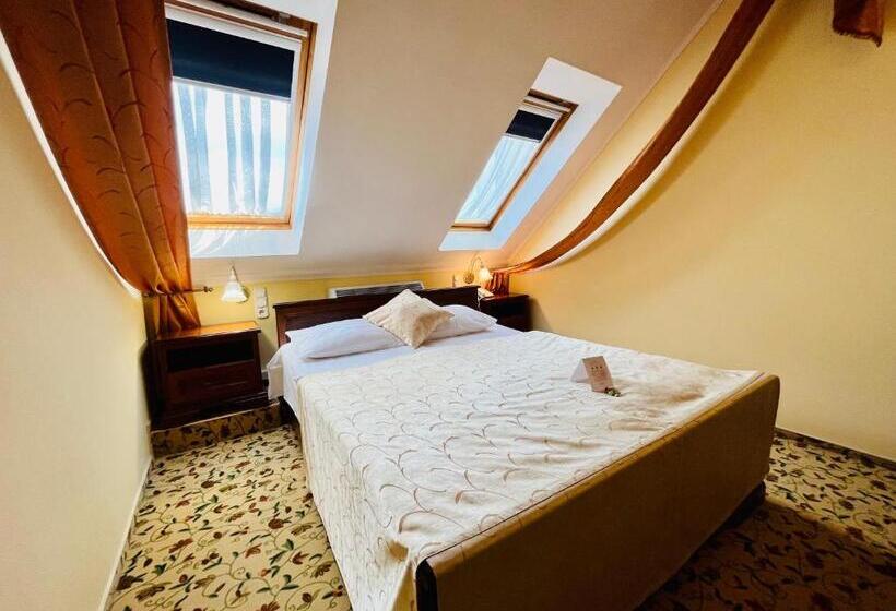سوییت, Korona Wellness, Rendezvény és Borszálloda