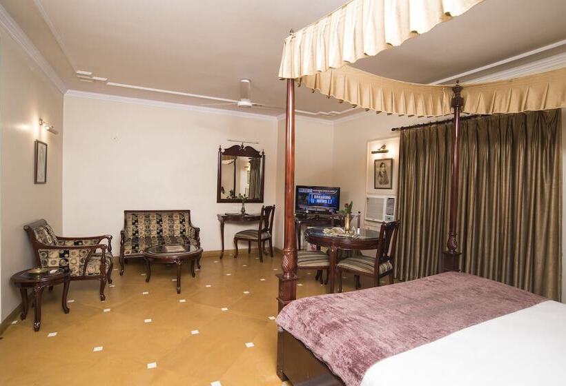 디럭스 룸, Lmb Hotel City Centre, Jaipur