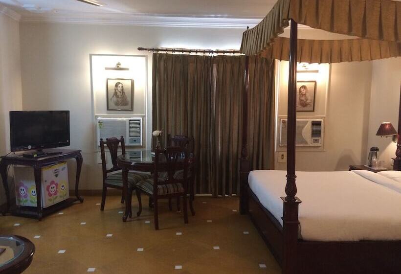 디럭스 룸, Lmb Hotel City Centre, Jaipur