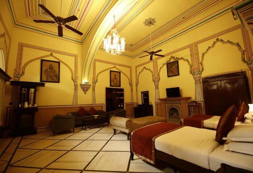 سوییت, Narain Niwas Palace