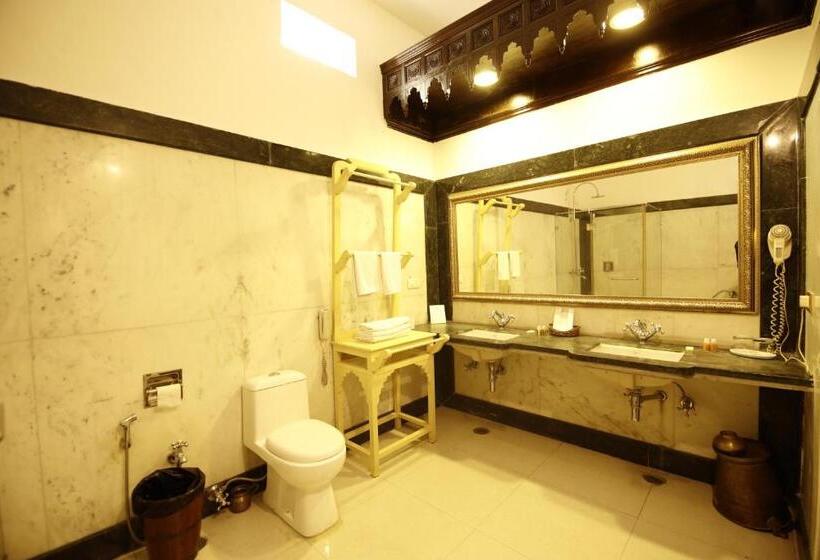 سوییت, Narain Niwas Palace