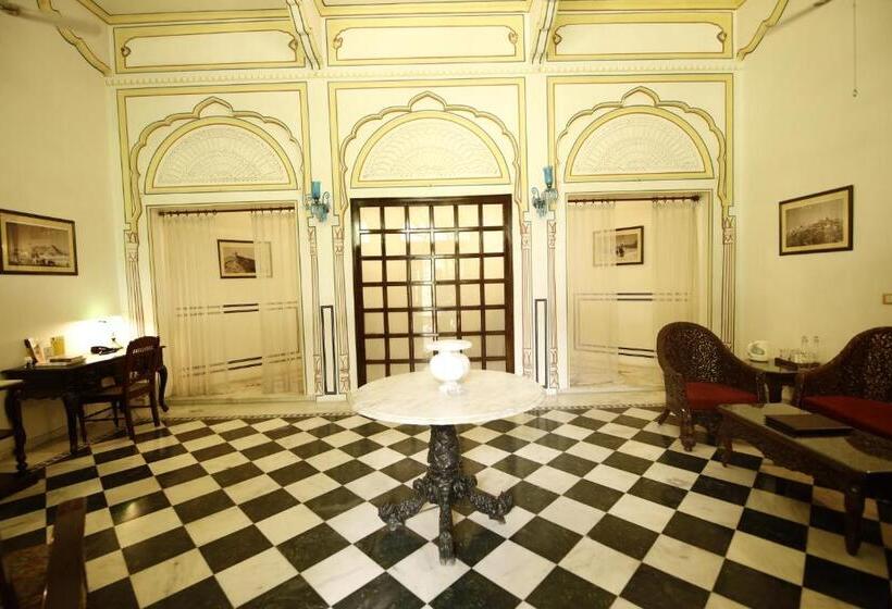 سوییت, Narain Niwas Palace