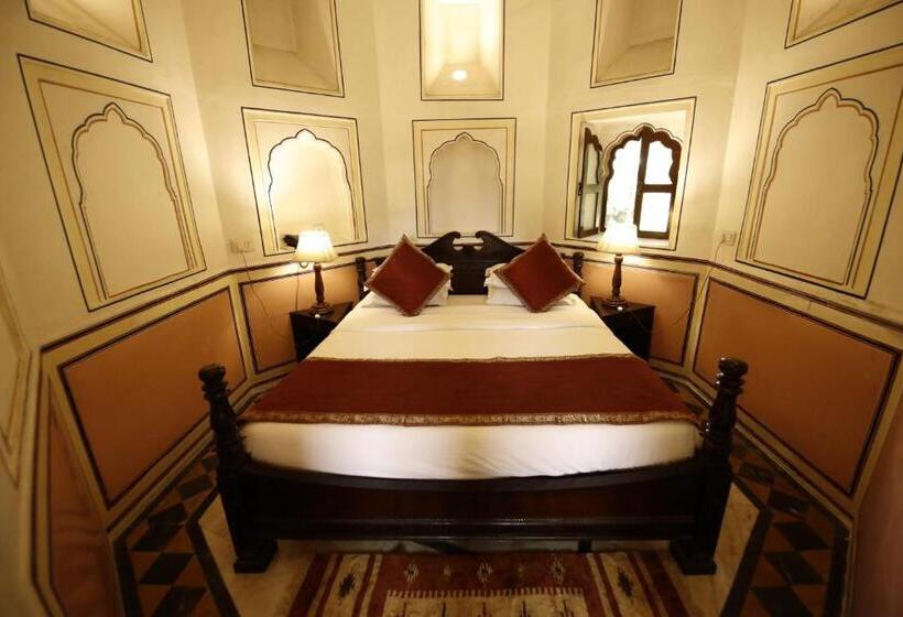 سوییت, Narain Niwas Palace