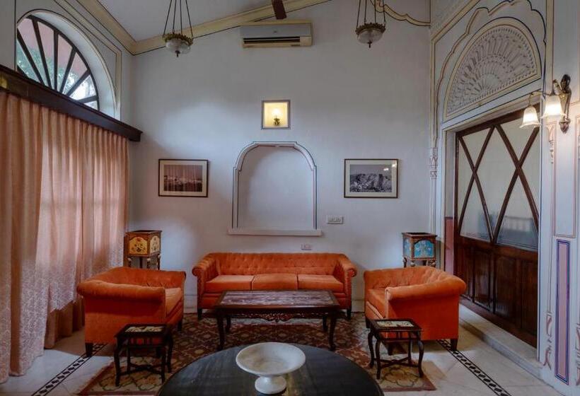 Suite, Narain Niwas Palace