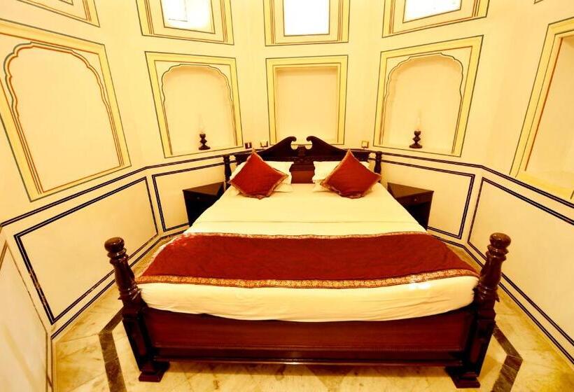 Suite, Narain Niwas Palace