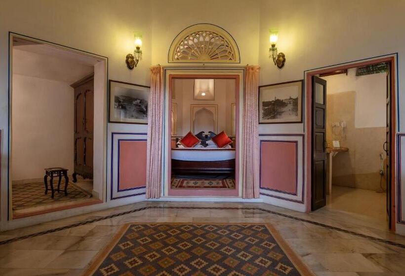 سوییت, Narain Niwas Palace