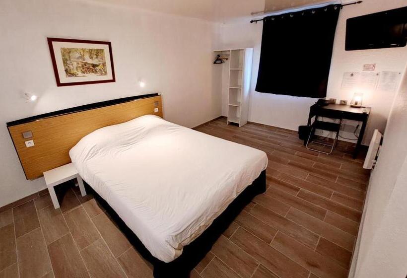 اتاق استاندارد, Crystal Hotel Saint Denis Basilique