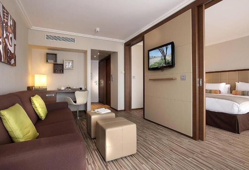 مجموعه ویستا شهر, Ac Hotel By Marriott Ambassadeur Antibes   Juan Les Pins