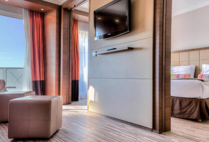 سوییت با چشم‌انداز جانبی دریا, Ac Hotel By Marriott Ambassadeur Antibes   Juan Les Pins