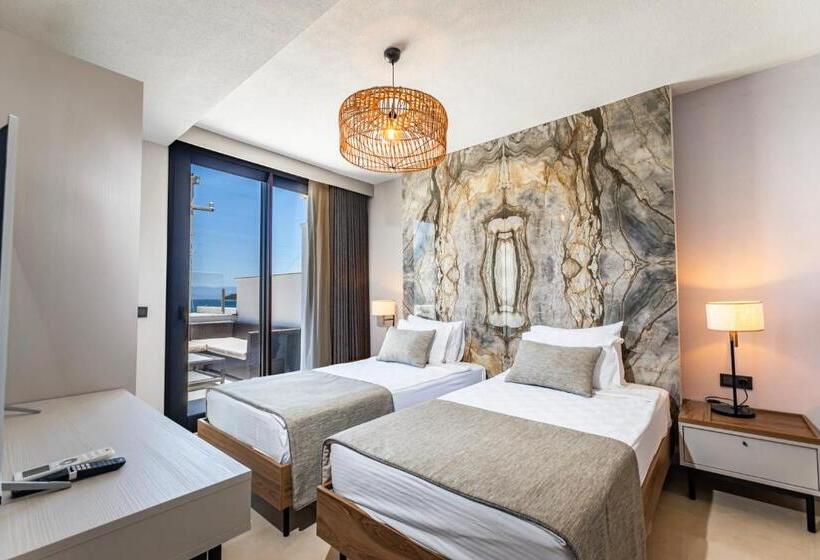 Suite Deluxe cu Vedere la  Mare, Babana