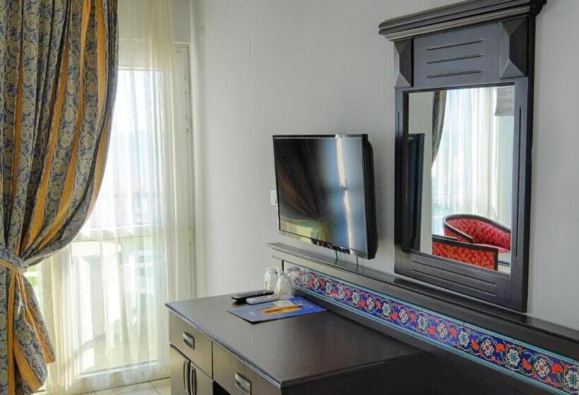 اتاق استاندارد با بالکن, Big Blue Sky Hotel   All Inclusive