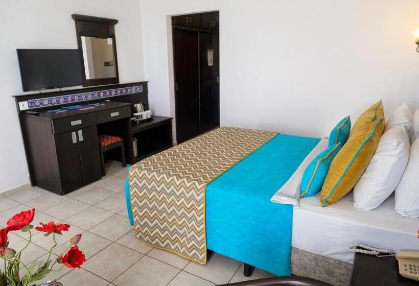 اتاق استاندارد با بالکن, Big Blue Sky Hotel   All Inclusive