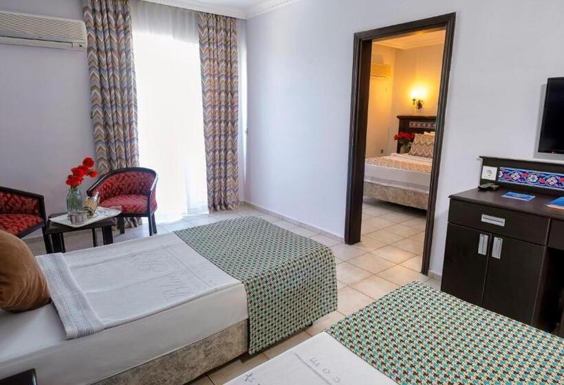 اتاق خانوادگی, Big Blue Sky Hotel   All Inclusive