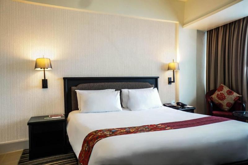 带大床的高级房间, Centara Hotel Hat Yai