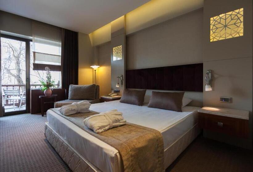 اتاق استاندارد سه نفره, Kervansaray Thermal Convention Center & Spa