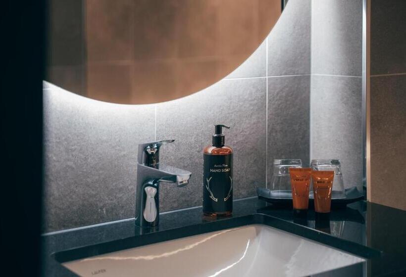 اتاق لوکس با تخت بزرگ, Lapland Hotels Tampere