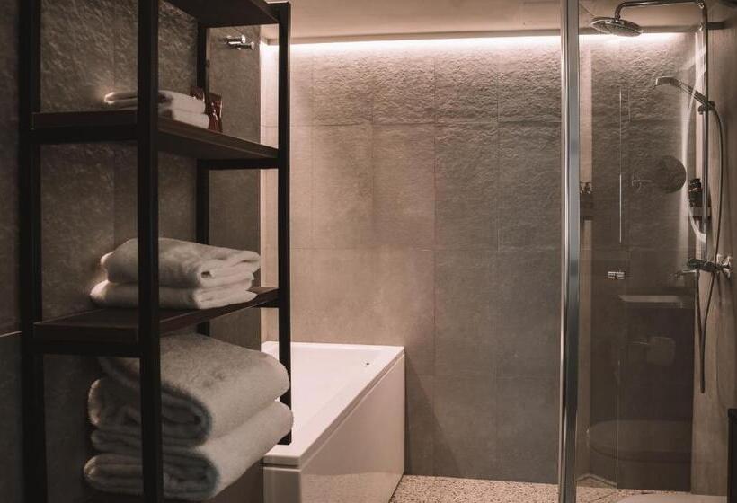 اتاق لوکس با تخت بزرگ, Lapland Hotels Tampere