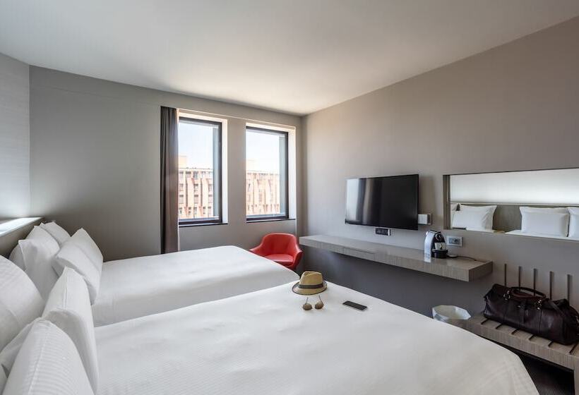 Quarto Familiar Superior, Pullman Toulouse Centre Ramblas