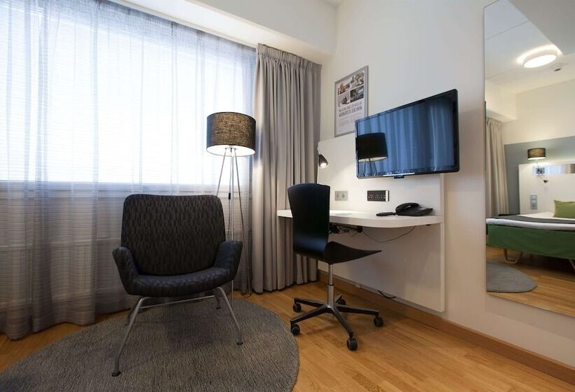 اتاق استاندارد یک نفره, Scandic Pori