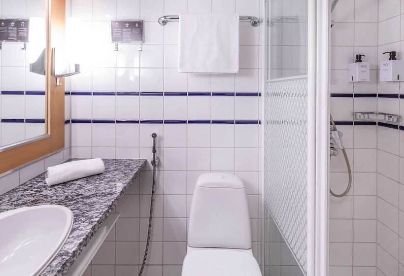 اتاق سوپریور خانوادگی, Scandic Tampere Koskipuisto