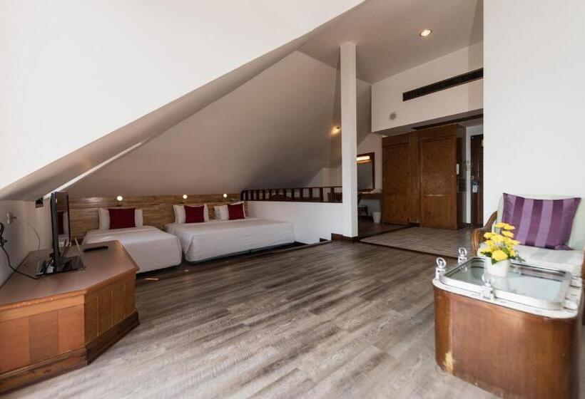 اتاق استاندارد سه نفره, Rayong Resort Hotel โรงแรมระยองรีสอร์ท