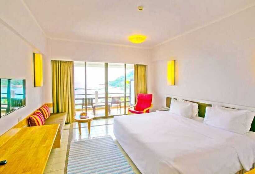 اتاق پرمیوم با چشم‌انداز دریا, Rayong Resort Hotel โรงแรมระยองรีสอร์ท