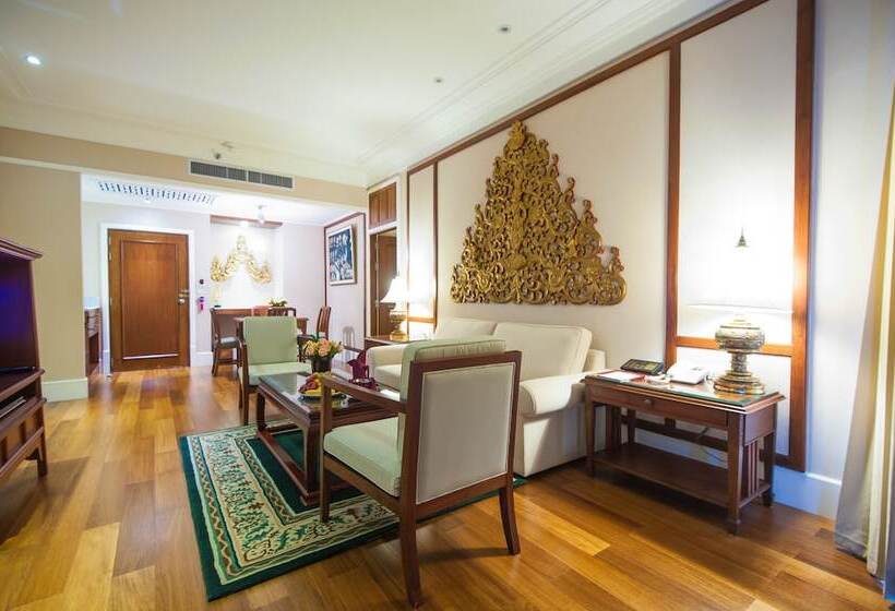 سوییت اجرایی, The Empress Hotel   Sha Extra Plus