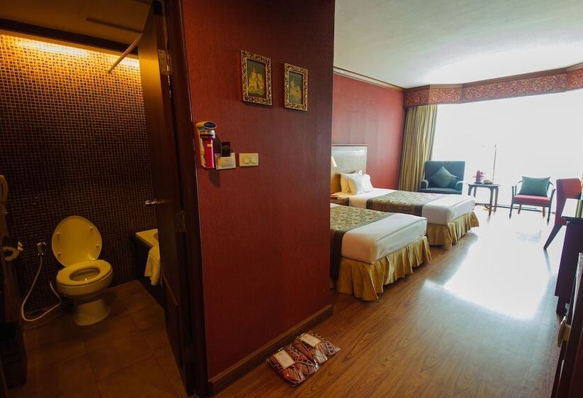 اتاق لوکس, The Empress Hotel   Sha Extra Plus