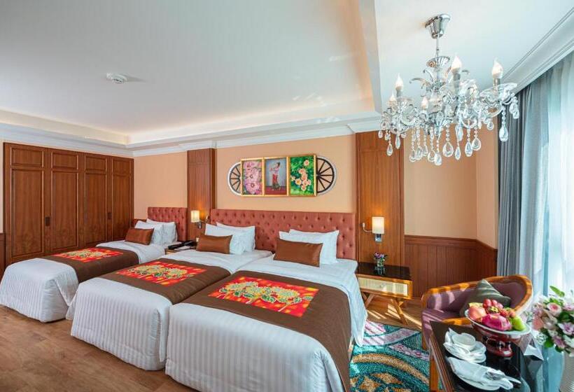 اتاق لوکس, The Empress Hotel   Sha Extra Plus