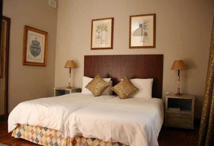 家庭套房, Tudor Hotel