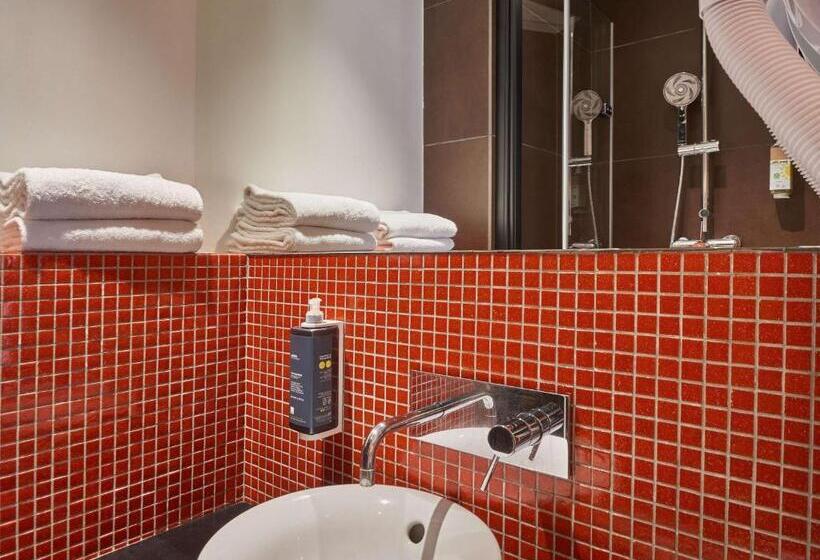 اتاق استاندارد, Greet Boulogne Billancourt Paris