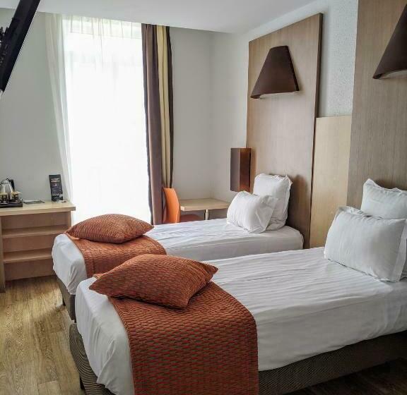 스탠다드 룸 더블 침대, Carre Vieux Port