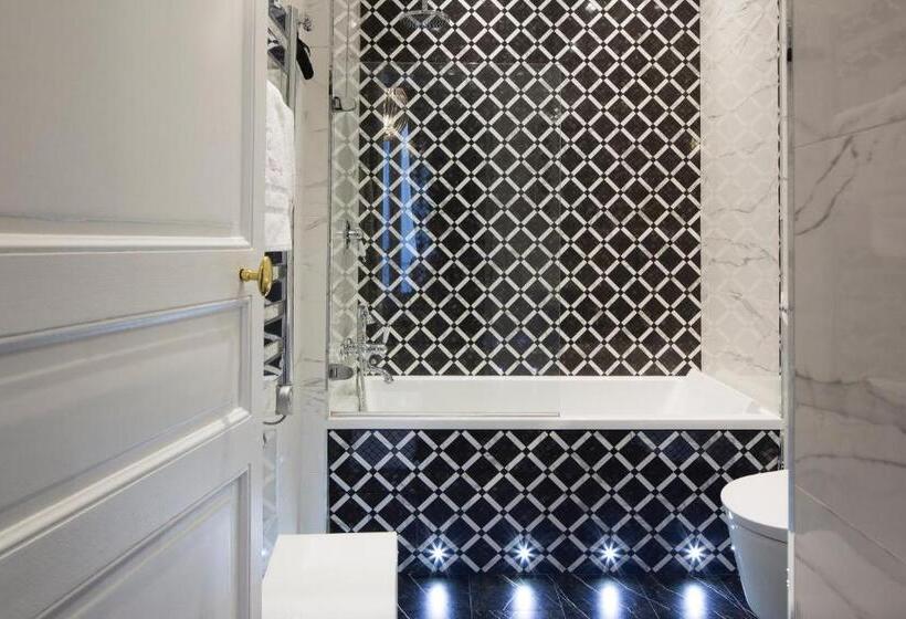 اتاق سوپریور, & Spa De Latour Maubourg